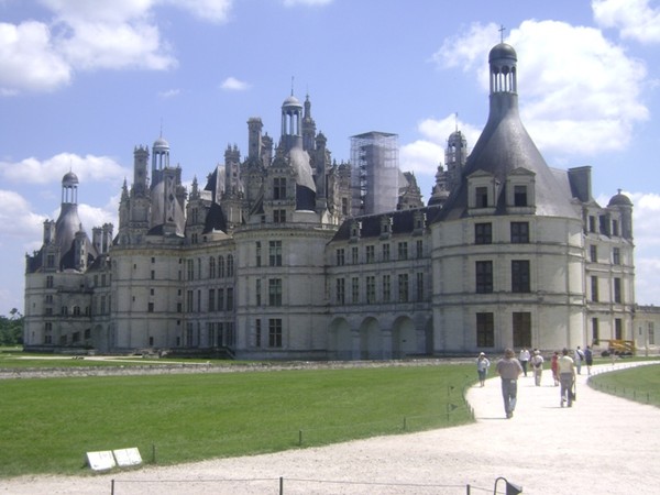 Photo from a student tour of France in the Loire Valley