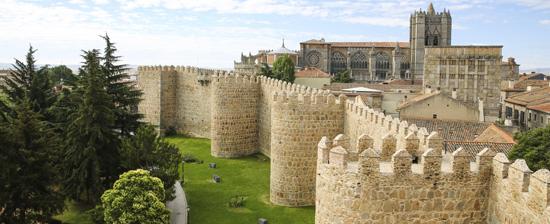 muralla-avila-42877504-istock.jpg_369272544